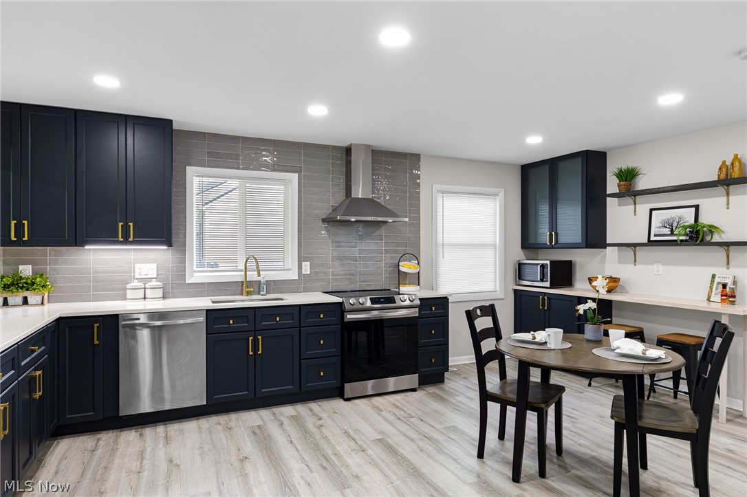 2666 W Asplin Drive Rocky River OH 44116