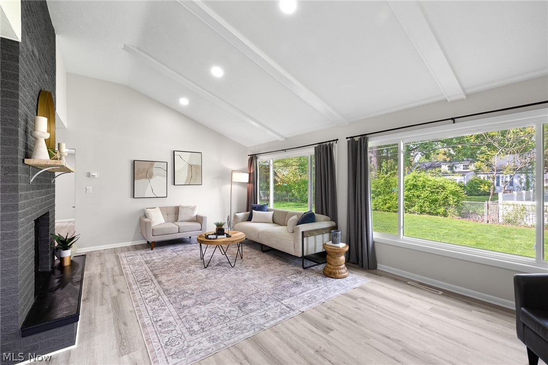 2666 W Asplin Drive Rocky River OH 44116