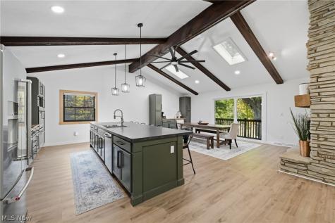 2667 Olentangy Drive Akron OH 44333