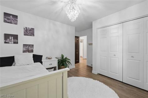 2667 Olentangy Drive Akron OH 44333