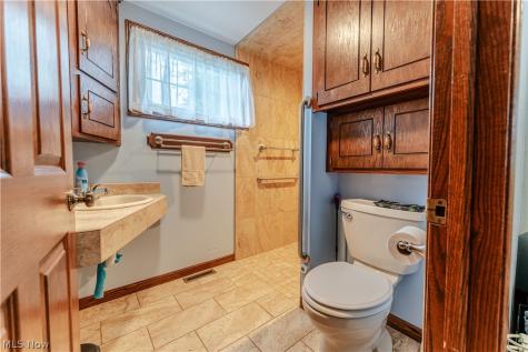 4324 Sr-39 Millersburg OH 44654