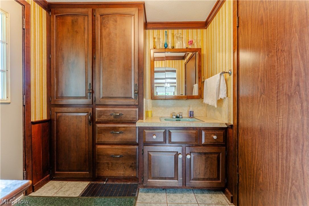 4324 Sr-39 Millersburg OH 44654
