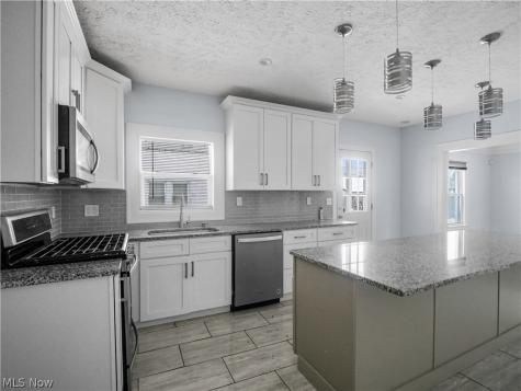 28 Jennette Drive Youngstown OH 44512