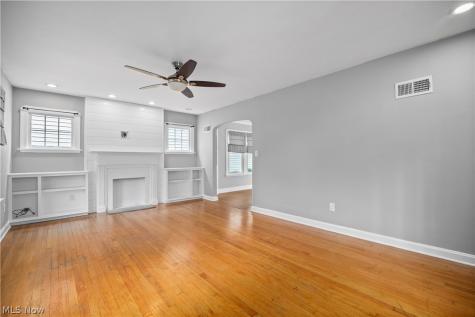 337 Harvard Avenue Elyria OH 44035