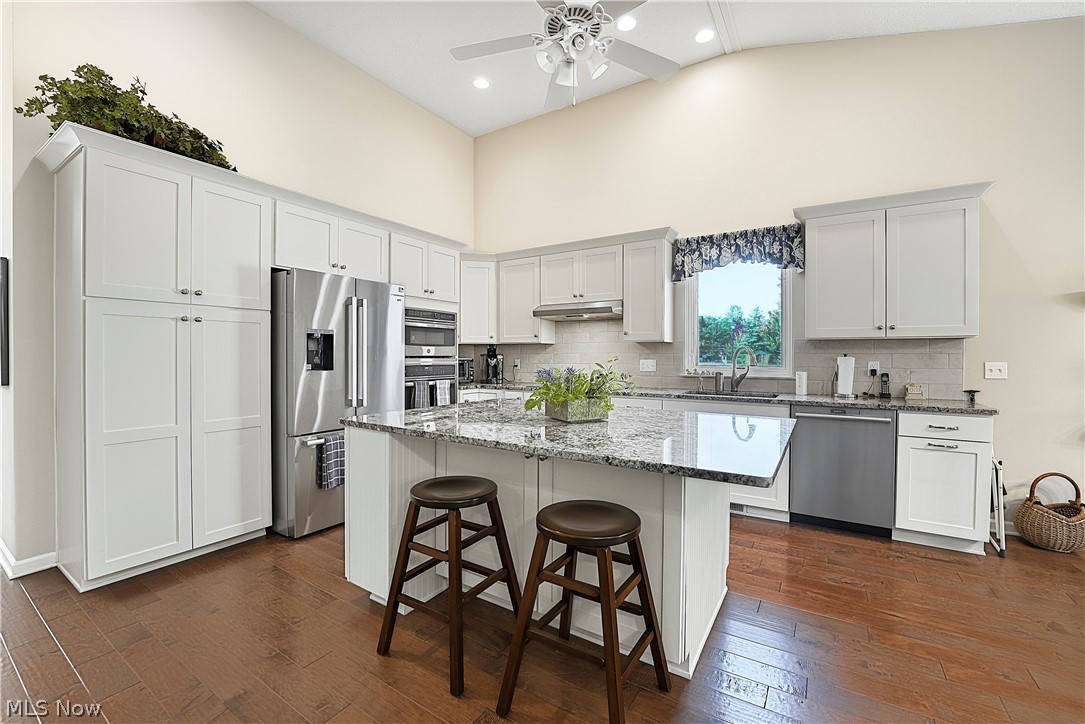 33186 Brookcrest Place Avon Lake OH 44012