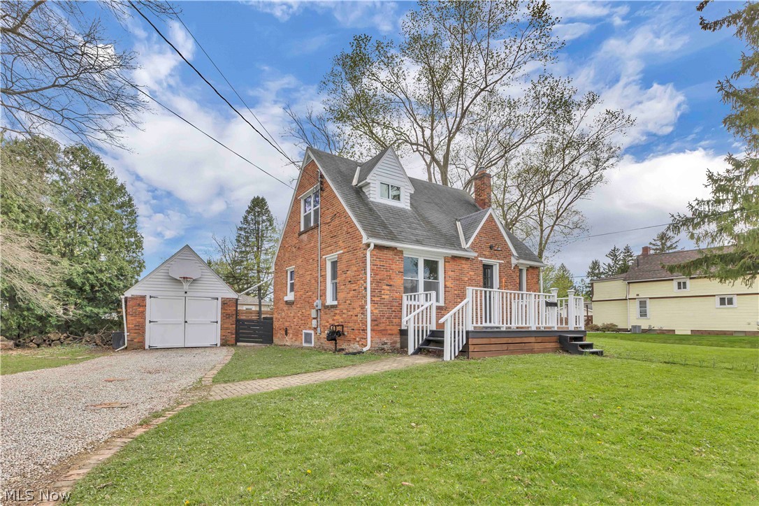 304 E Union Street Medina OH 44256