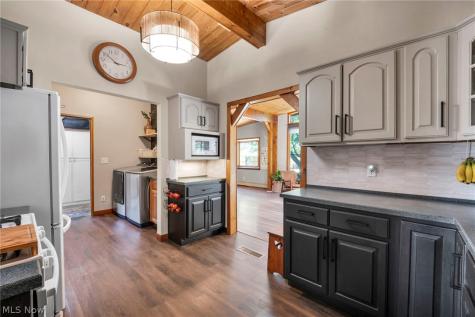 6392 Sherborn Road Parma Heights OH 44130