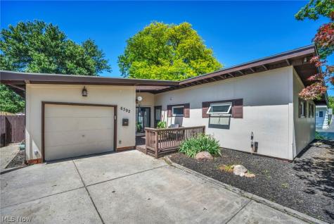 6392 Sherborn Road Parma Heights OH 44130