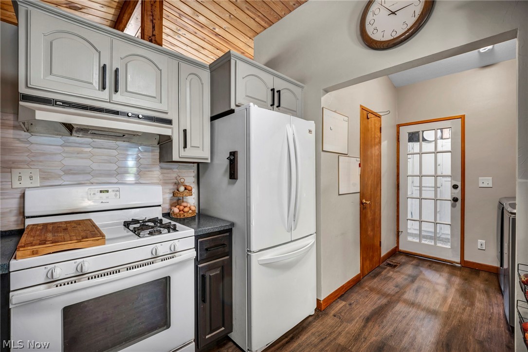 6392 Sherborn Road Parma Heights OH 44130