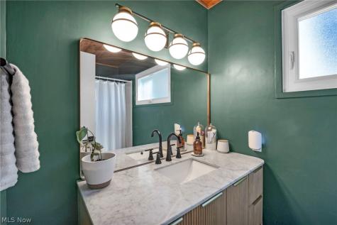 6392 Sherborn Road Parma Heights OH 44130