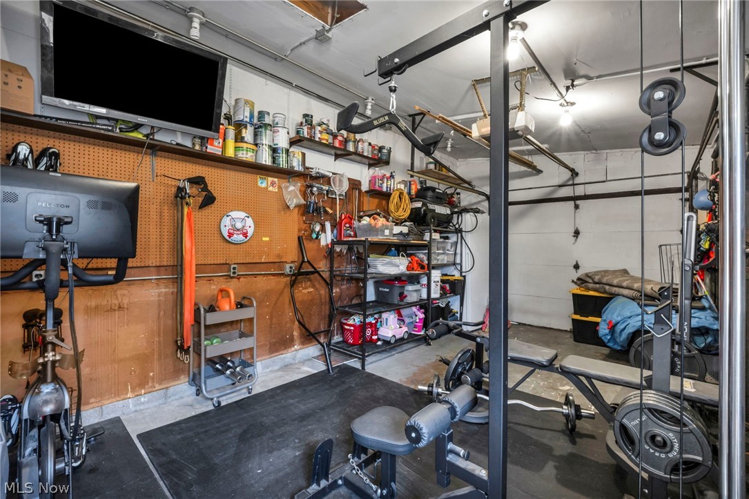 6392 Sherborn Road Parma Heights OH 44130
