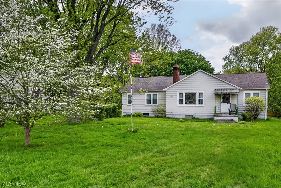 1389 Eastview Drive Salem OH 44460