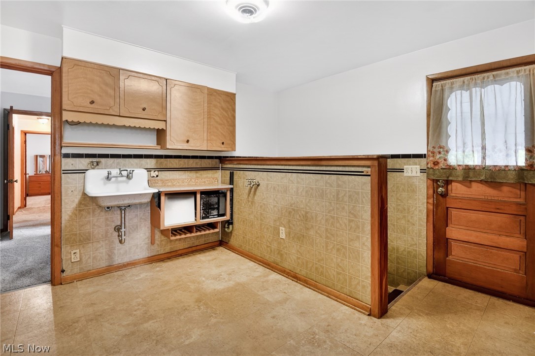 1389 Eastview Drive Salem OH 44460