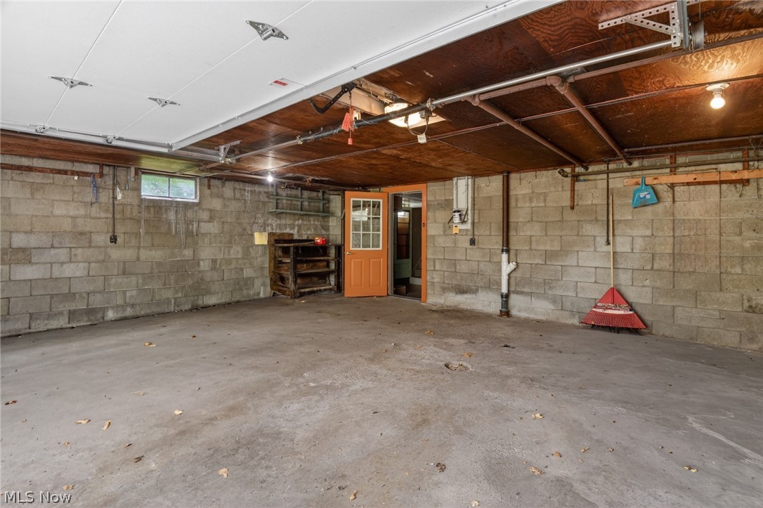 1389 Eastview Drive Salem OH 44460