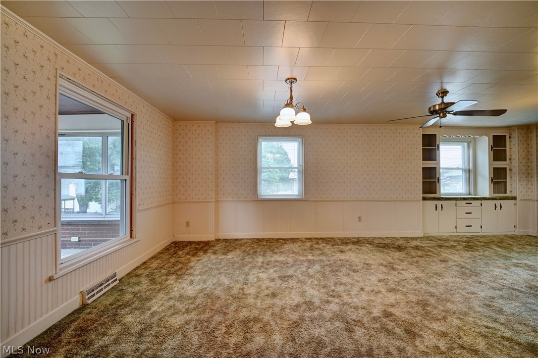 276 Facrtory Street Sugarcreek OH 44681