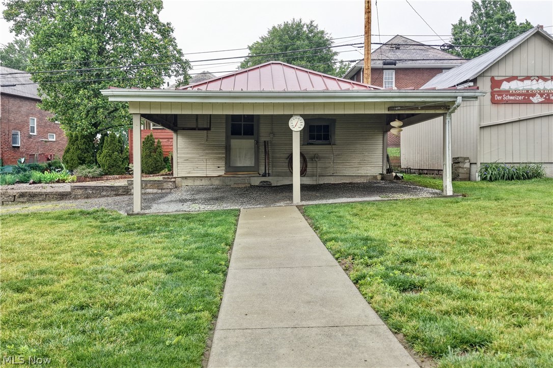 276 Facrtory Street Sugarcreek OH 44681