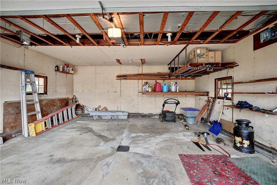 276 Facrtory Street Sugarcreek OH 44681