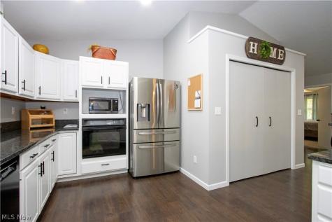 5073 Burgundy Court West Salem OH 44287