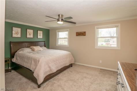 8028 Woodrush Drive NW North Canton OH 44720