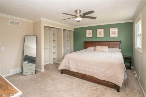 8028 Woodrush Drive NW North Canton OH 44720