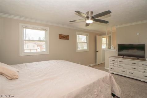 8028 Woodrush Drive NW North Canton OH 44720