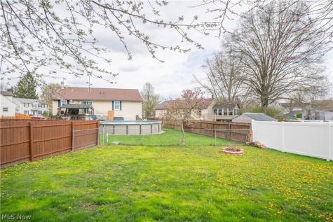 8028 Woodrush Drive NW North Canton OH 44720