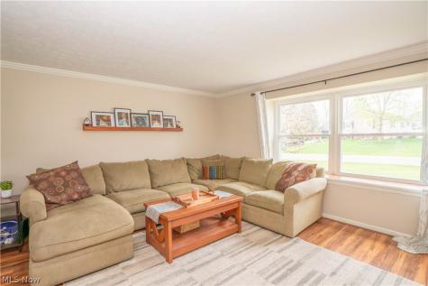 8028 Woodrush Drive NW North Canton OH 44720