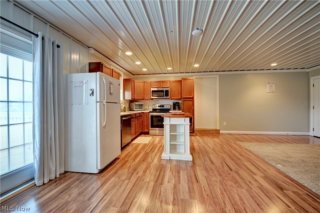 7839 Chestnut Ridge Road NW Beach City OH 44608