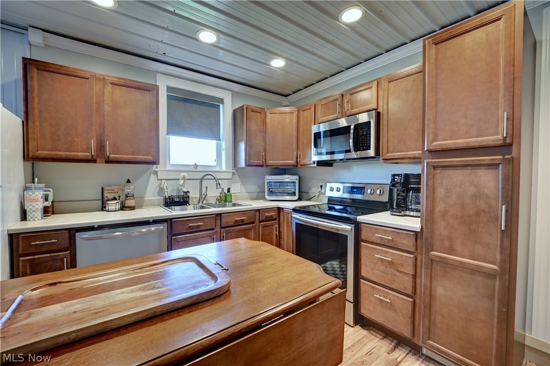 7839 Chestnut Ridge Road NW Beach City OH 44608