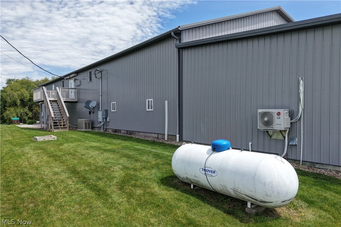 7839 Chestnut Ridge Road NW Beach City OH 44608