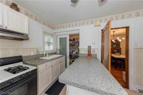 2012 Marlindale Road Cleveland Heights OH 44118