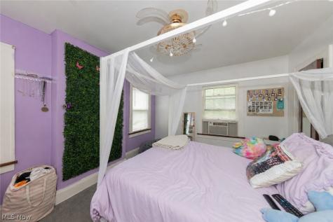 2012 Marlindale Road Cleveland Heights OH 44118