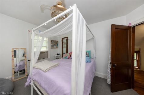 2012 Marlindale Road Cleveland Heights OH 44118