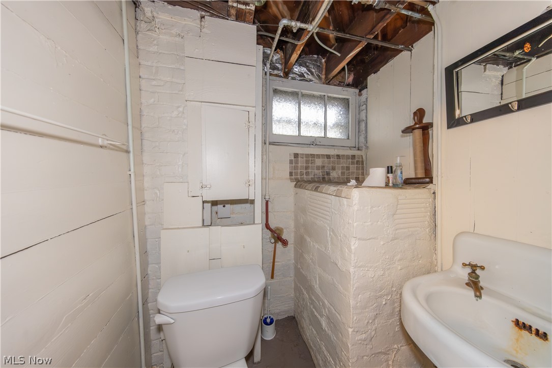 2012 Marlindale Road Cleveland Heights OH 44118