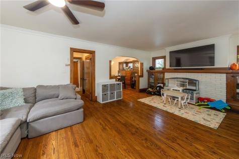 2012 Marlindale Road Cleveland Heights OH 44118