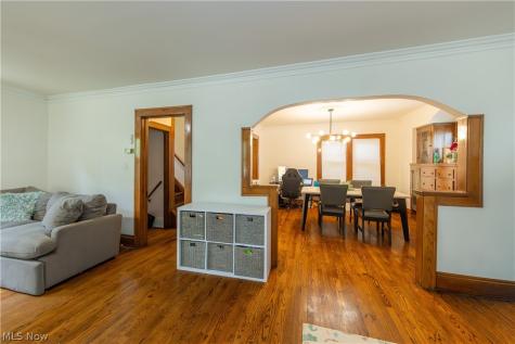 2012 Marlindale Road Cleveland Heights OH 44118
