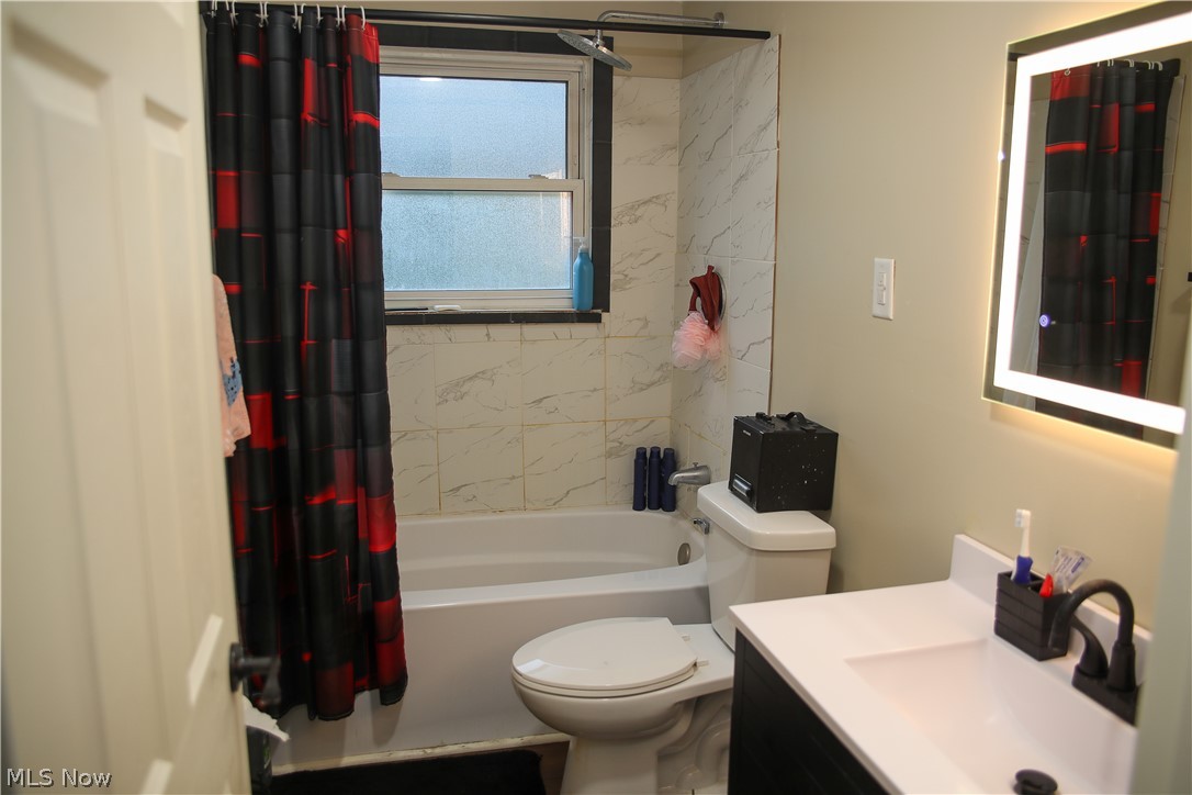 1258 Vane Avenue Akron OH 44310