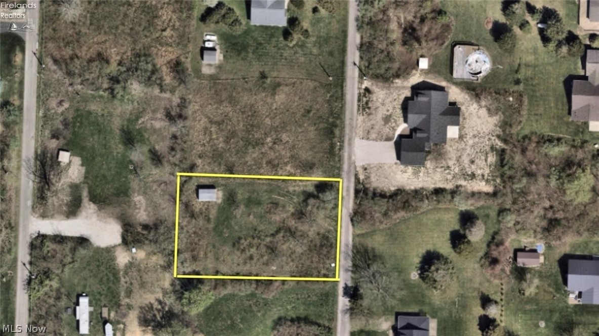 121 Fernwood Kelleys Island OH 43438