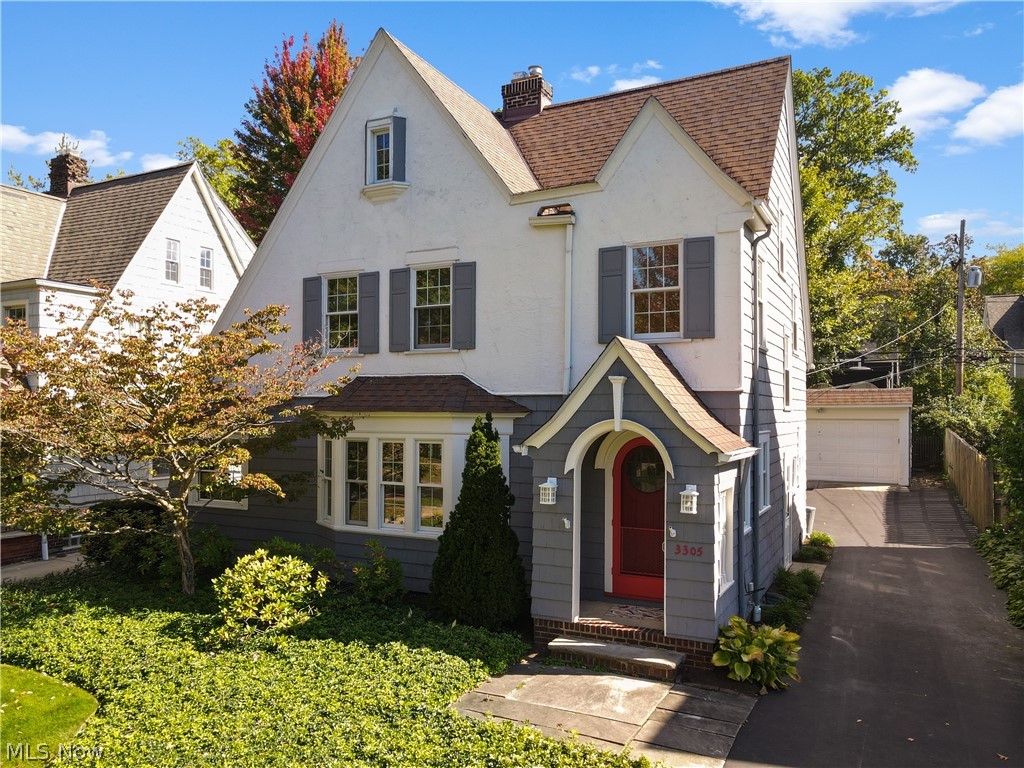 3305 Glencairn Road Shaker Heights OH 44122