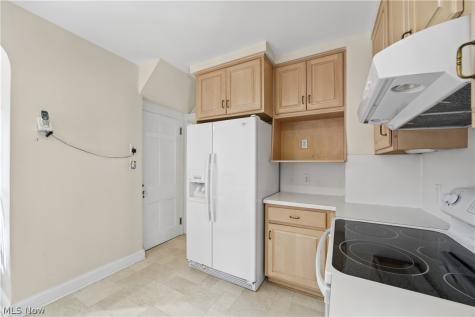 3305 Glencairn Road Shaker Heights OH 44122