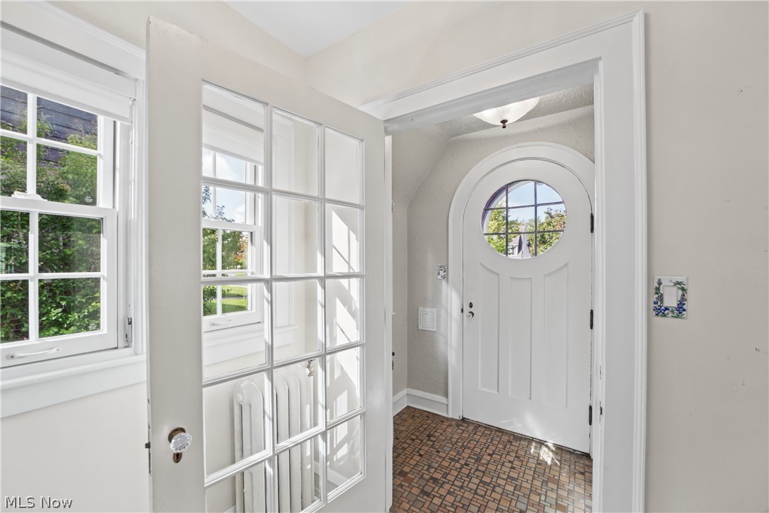 3305 Glencairn Road Shaker Heights OH 44122