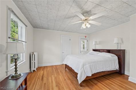 3305 Glencairn Road Shaker Heights OH 44122