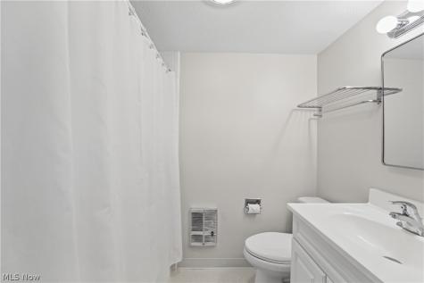 3305 Glencairn Road Shaker Heights OH 44122
