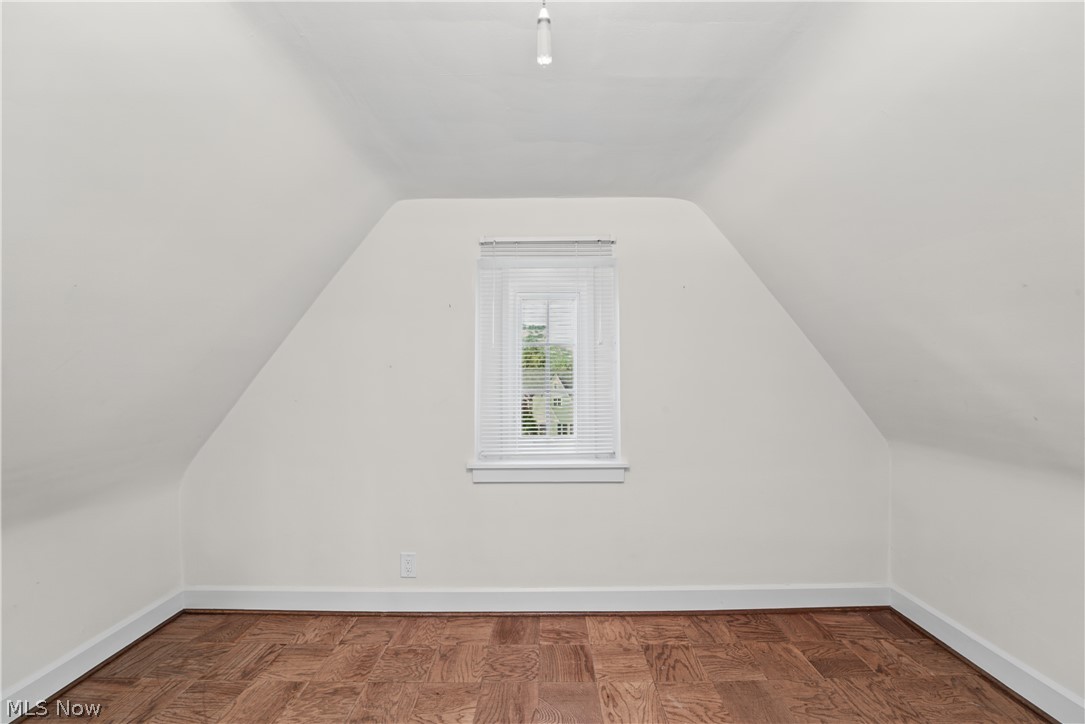 3305 Glencairn Road Shaker Heights OH 44122
