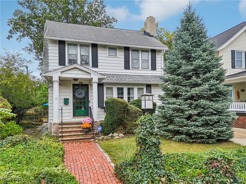 1503 Chesterland Avenue Lakewood OH 44107