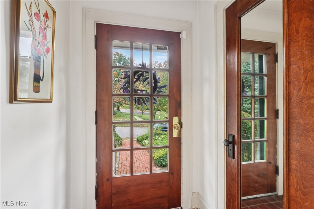 1503 Chesterland Avenue Lakewood OH 44107