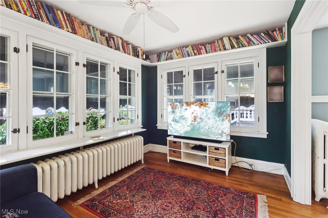 1503 Chesterland Avenue Lakewood OH 44107