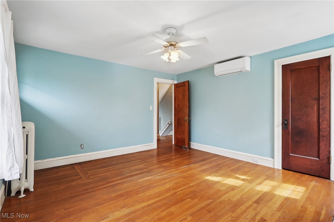 1503 Chesterland Avenue Lakewood OH 44107