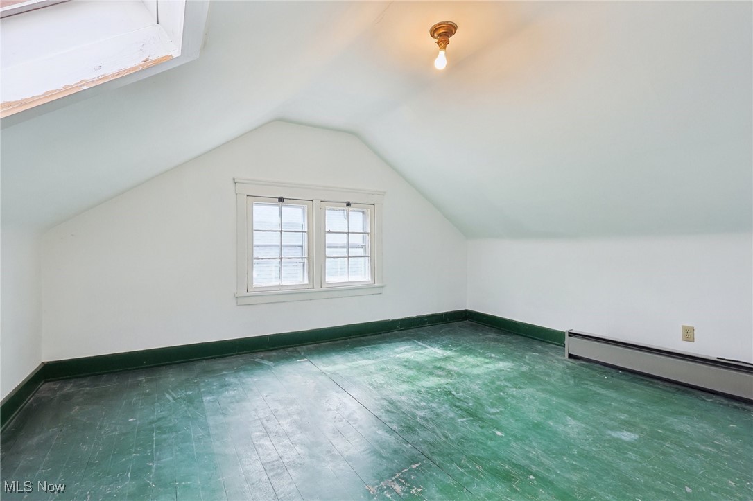 1503 Chesterland Avenue Lakewood OH 44107