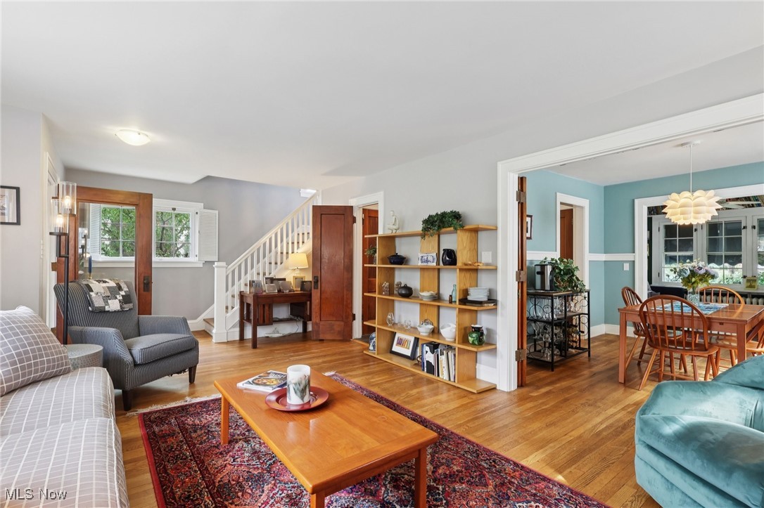 1503 Chesterland Avenue Lakewood OH 44107